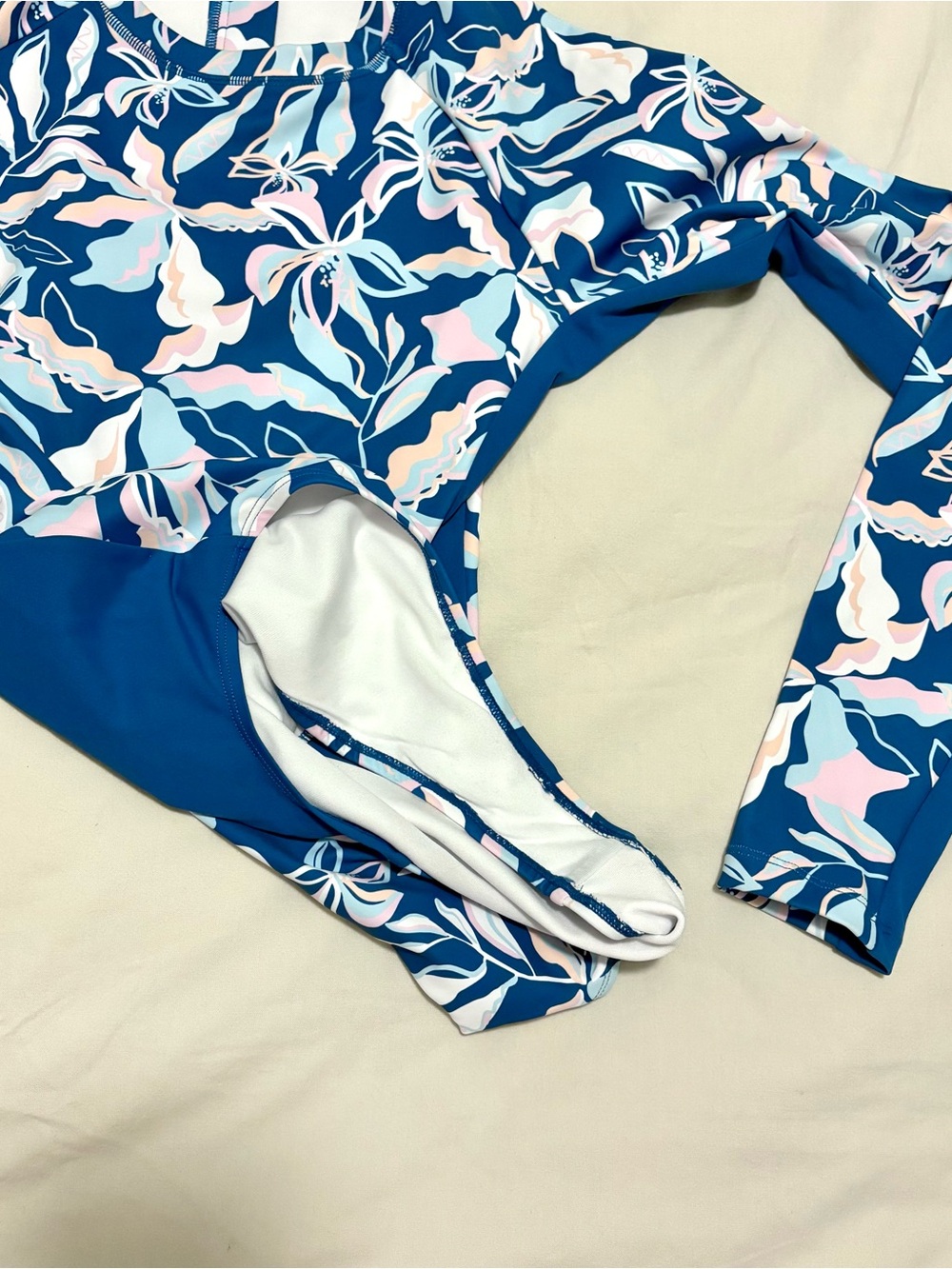 Hulakai Hawaii Longsleeve UPF 50 Suit - Picture 6 of 6